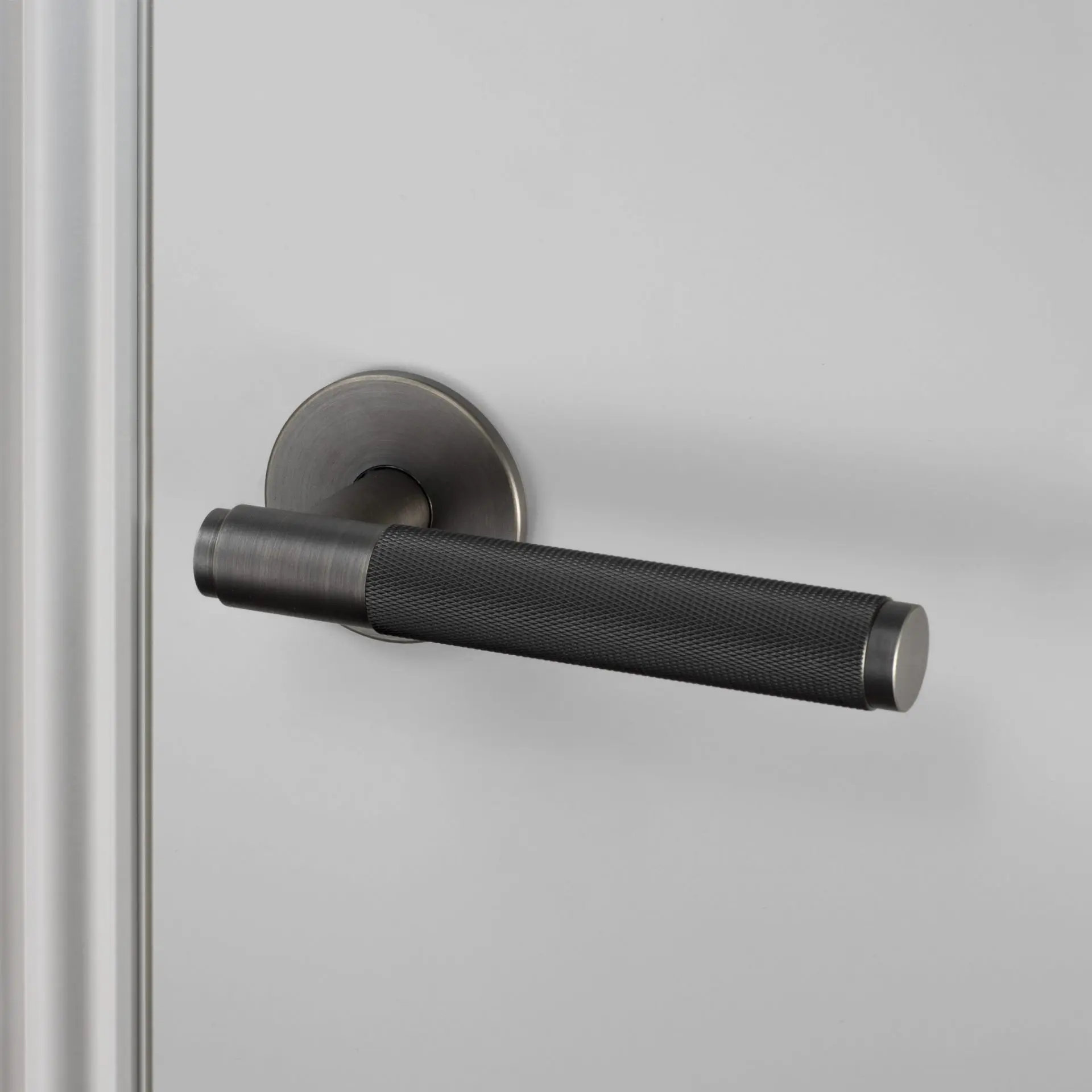  Wp Content Uploads 2020 03 1  BusterPunch Door Handle Right Fixed Smoked Bronze Scaled Jpg Webp